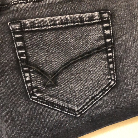 Bullhead shorts (size 3) - Picture 8 of 9